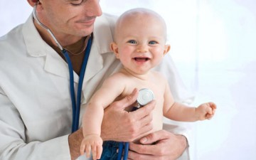 خطوات للاهتمام بصحة طفلك الأول