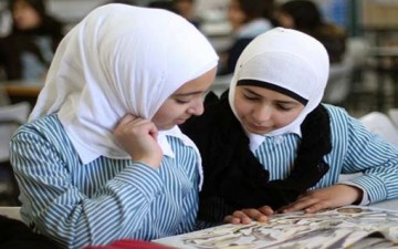كيف ينبغي أن تربي المدرسة الإسلامية أجيالنا؟