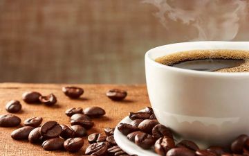 كم كوباً من القهوة يمكن أن تشربه في اليوم؟