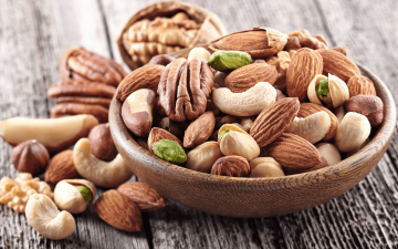 فوائد المكسرات للجسم