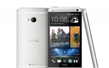 HTC تؤكد تأخر وصول هاتفها HTC One